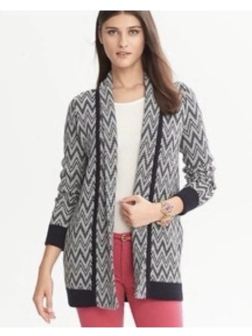 Banana Republic Black and Cream Patterned Knit Cardigan - Women's